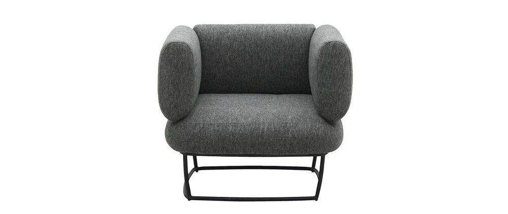 Кресло с подлокотниками