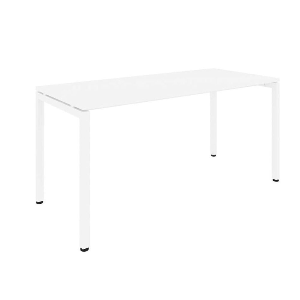 Стол рабочий на металлокаркасе