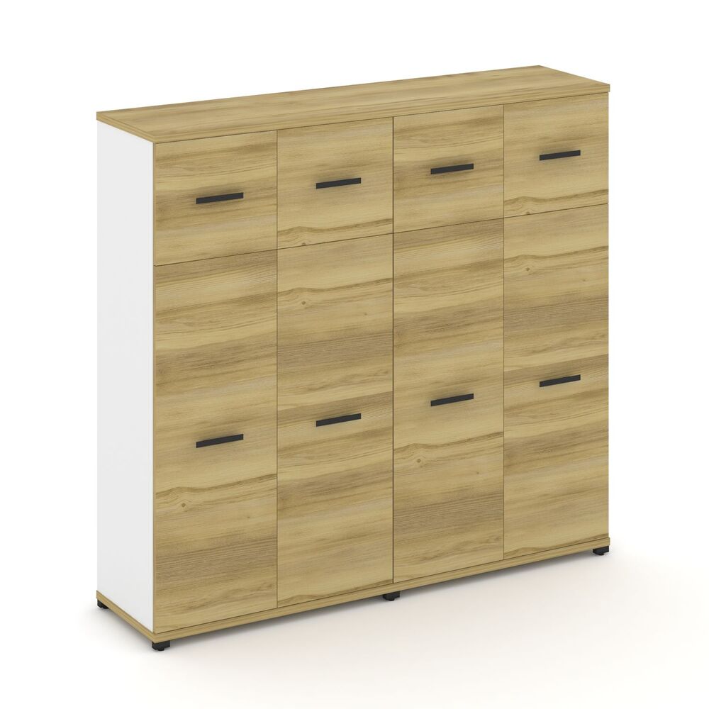 Шкаф две широкие секции, 4 ниши