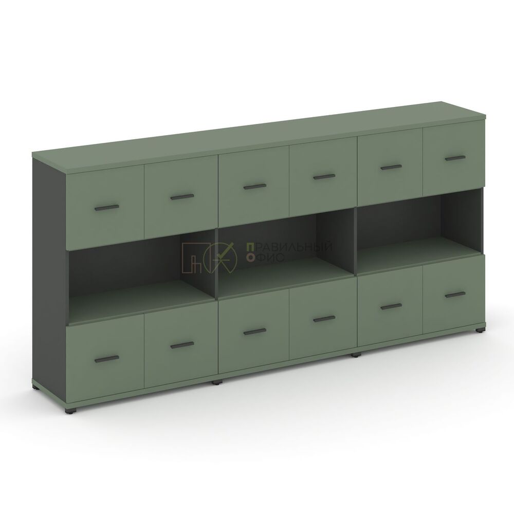 Шкаф три широкие секции, 3 ниши