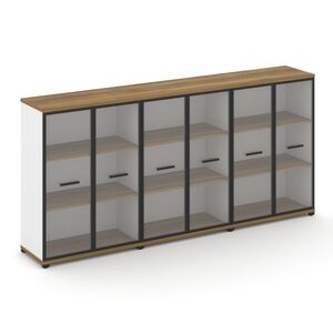 Шкаф три широкие секции, 3 ниши