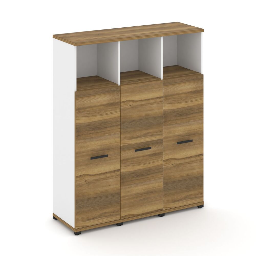 Шкаф три узкие секции, 4 ниши