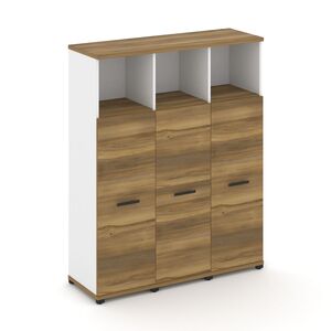 Шкаф три узкие секции, 4 ниши