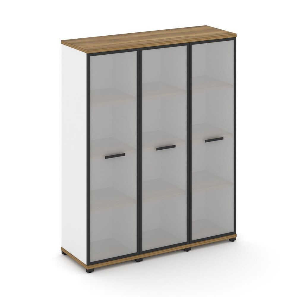 Шкаф три узкие секции, 4 ниши