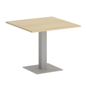 Стол квадратный