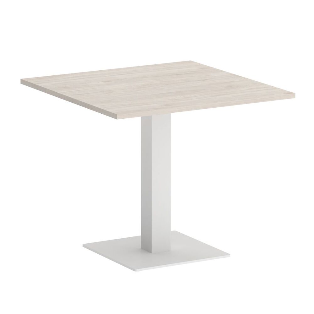 Стол квадратный