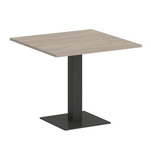 Стол квадратный