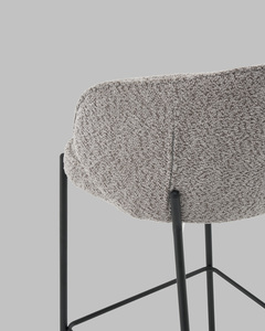 Стул полубарный