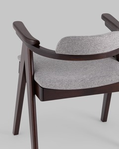 Стул обеденный