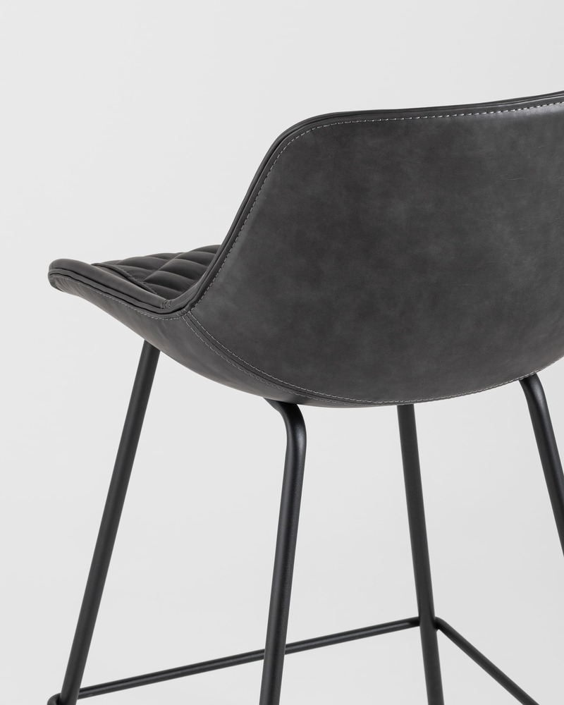 Стул полубарный