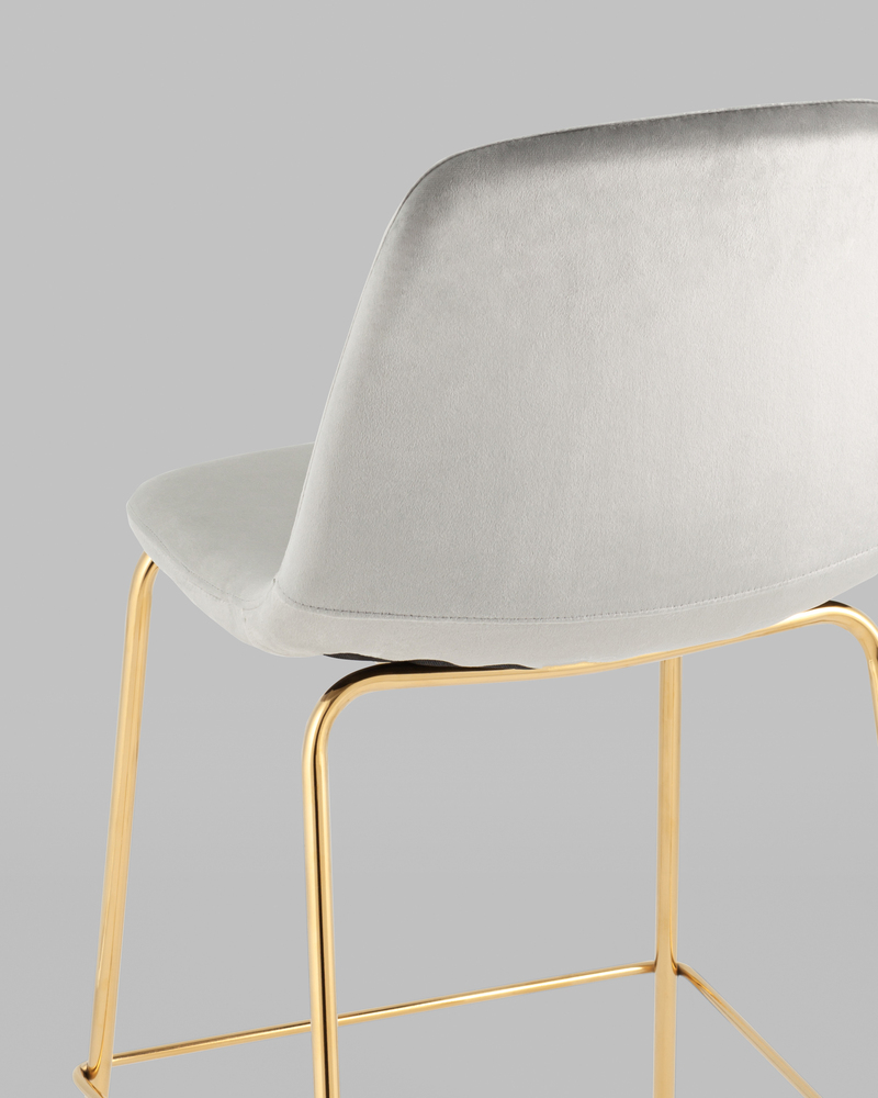 Стул полубарный