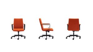 Кресло со средней спинкой на крестовине