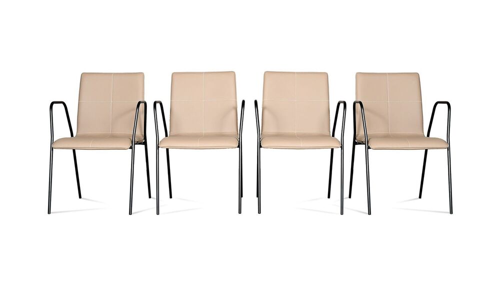 Кресло со средней спинкой на ножках