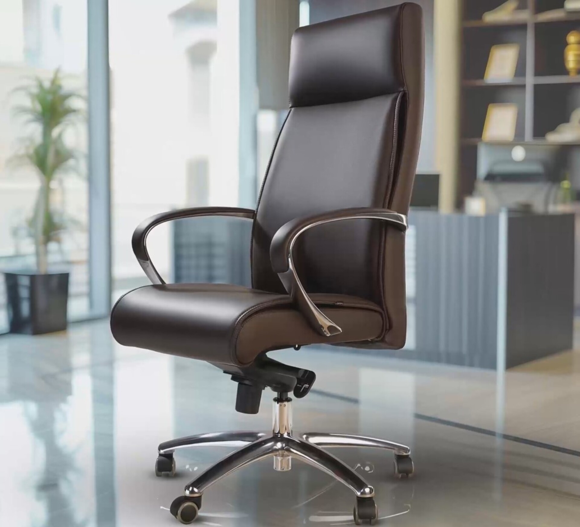 Кресло руководителя Gaston видео.